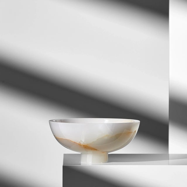 Set of 2 twosidestory bowl by Lisette Rützou Dimensions: D 20 cm Materials: Onyx Lisette Rützou’s design is motivated by...