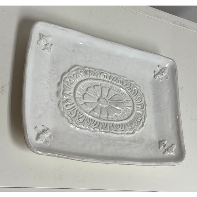Italian Italian Arte Italica Fleur-De-Lis Rectangular Ceramic Platter For Sale - Image 3 of 12