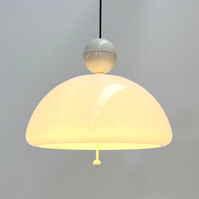 White White Saliscendi Pendant Light by Elio Martinelli for Martinelli Luce, 1970s For Sale - Image 8 of 9