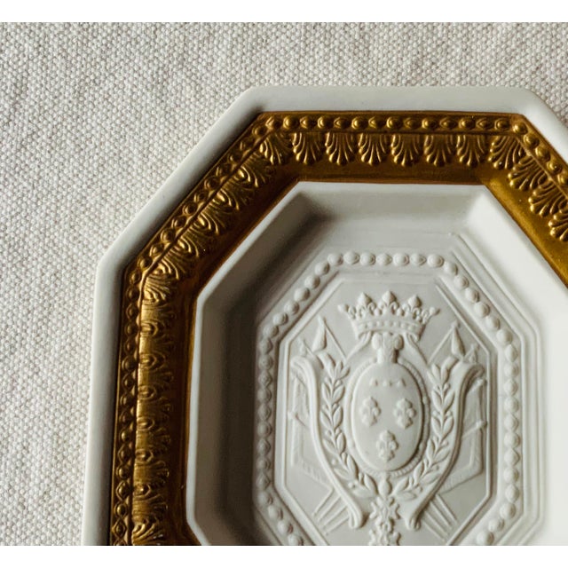 Italian Bisque Porcelain Grand Tour Style Plaque With Gold Border | Italy, Mid-20th C. For Sale - Image 9 of 13