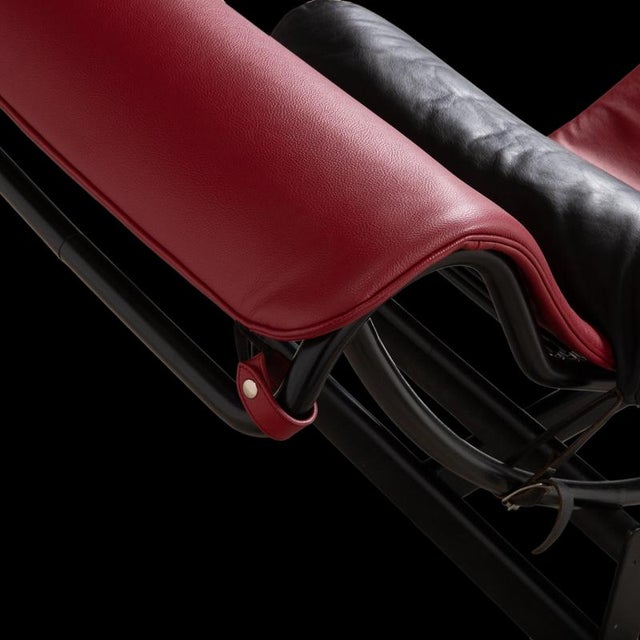 Red Bauhaus LC 4 Leather Chaise Lounge in Red by Le Corbusier for Cassina For Sale - Image 8 of 16