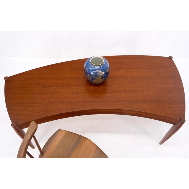 Arne Vodder Teak Danish Modern Wrap Around Fan Shape Coffee Table Dowel Tapered Legs For Sale - Image 4 of 13