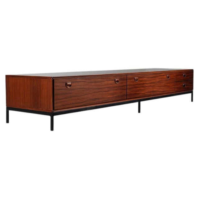 Dutch Lowboard in Rosewood by Fristho Franeker for Fristho, 1960 For Sale - Image 12 of 12