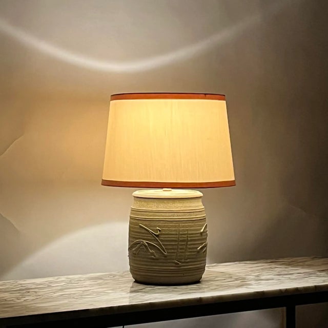 Mid 20th Century Affiliated Craftsmen Studio Pottery Lamp by Phil Barkdall For Sale - Image 9 of 10