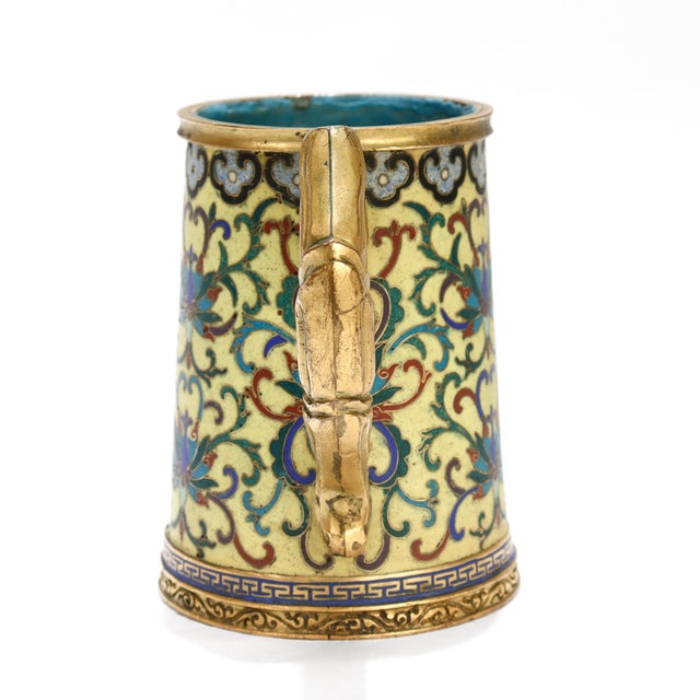 Antique Chinese Qianlong Period Cloisonné Enamel Mug or Tankard For Sale - Image 4 of 16