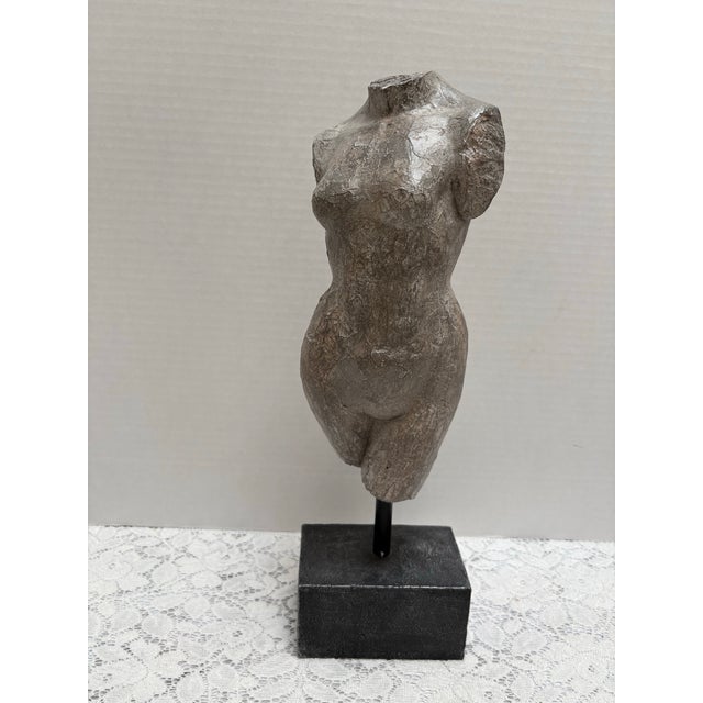 Retro rustic gray toned female nude torso decor accent piece. This is resin or acrylic on a wood base. Fab accent for the...