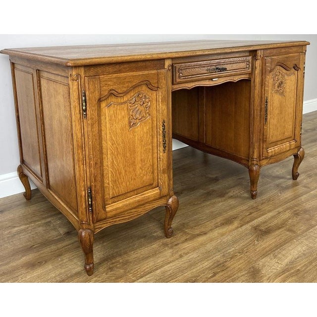 Vintage French Louis XIV Style Carved Oak 8-Drawer Sideboard For Sale - Image 3 of 18