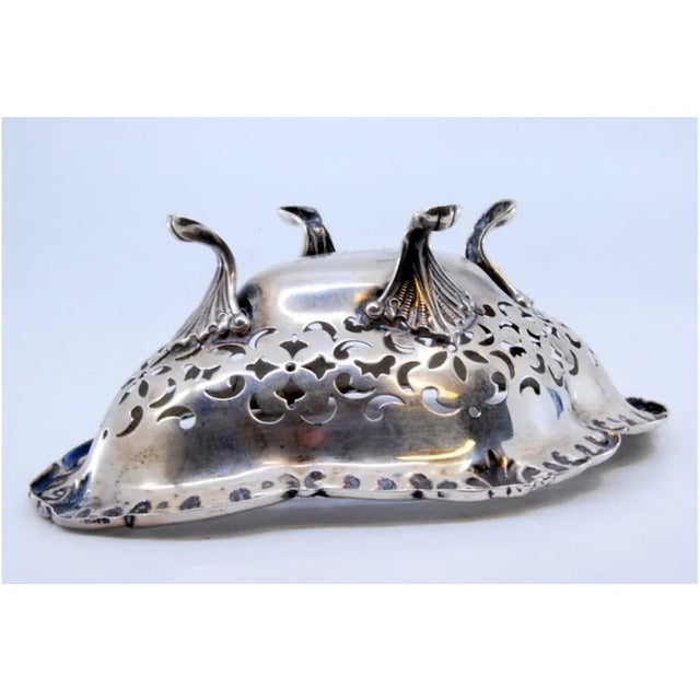 Silver Candy Box with Floral Motifs and Feet For Sale - Image 6 of 10