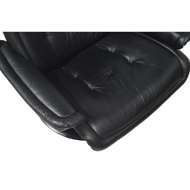 Black Ekornes Black Leather Stressless Lounge Chair With Ottoman For Sale - Image 8 of 12