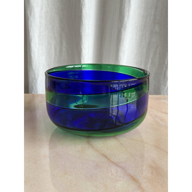 Beautiful vintage green and blue swirl Murano glass bowl by Fulvio Bianconi for Venini, Italy, 1993. An archetypal Fulvio...