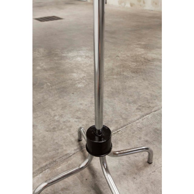 Industrial Rotating Parrot Coat Rack with 16 Hooks in Chrome-Plated Metal, 1960s For Sale - Image 14 of 18