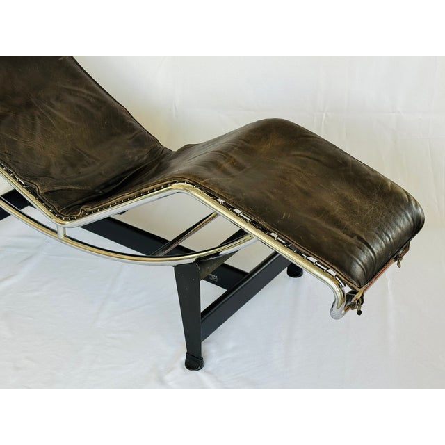 Metal 1970’s Lc4 Lounge by Le Corbusier for Cassina For Sale - Image 7 of 18