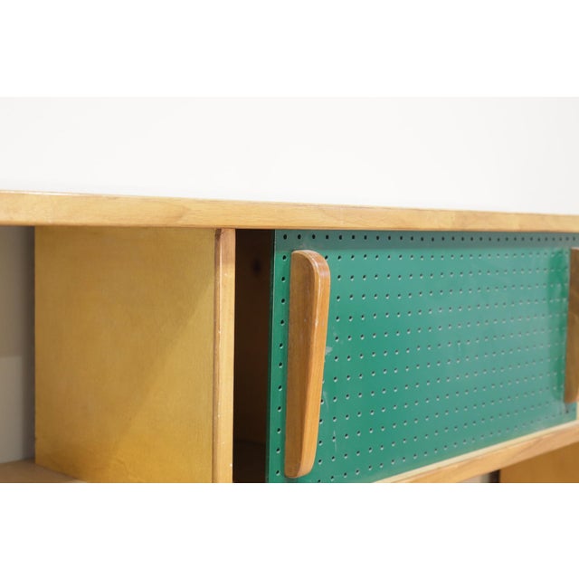 Mid-Century Modern Wall Hanging Bookcase by Charlotte Perriand, 1960 For Sale - Image 3 of 15