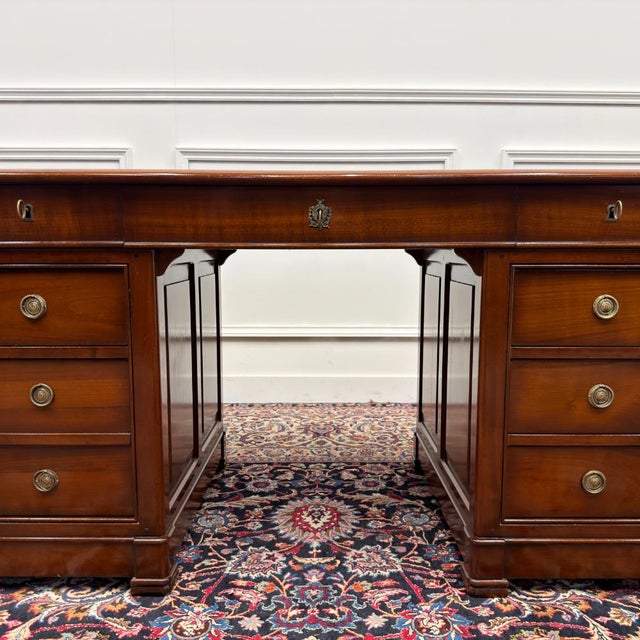 Classic Italian Desk from Assi D'Asolo For Sale - Image 10 of 18