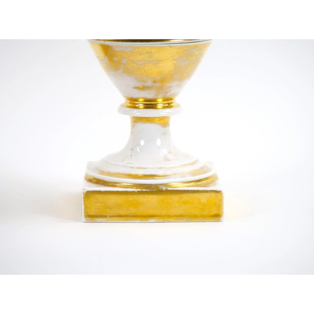 Pair 19th Century Paris Porcelain Vases With Gilt / Hand-Painted Decorations For Sale In New York - Image 6 of 12