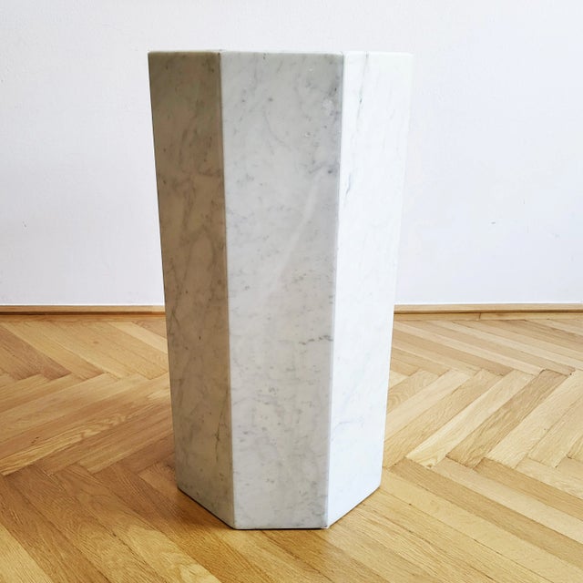 Italian Round Marble Dining Table, 1970s For Sale - Image 9 of 11