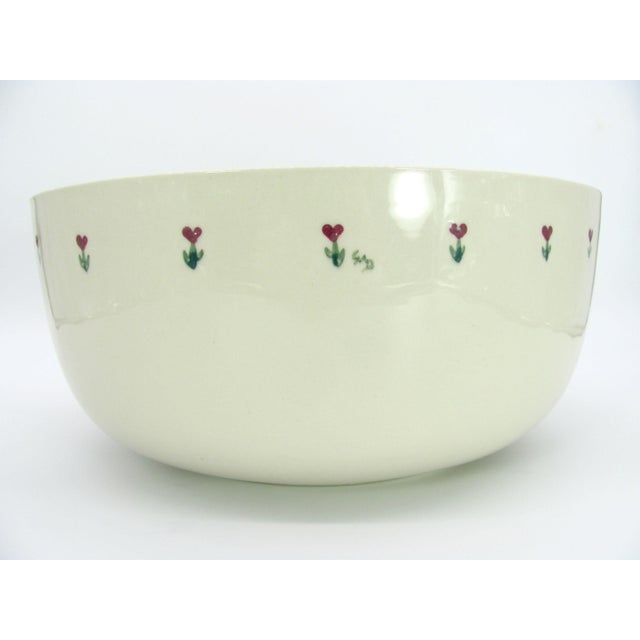 12" American Stoneware Hand Painted Red Heart Flower Great Bowl For Sale - Image 6 of 14