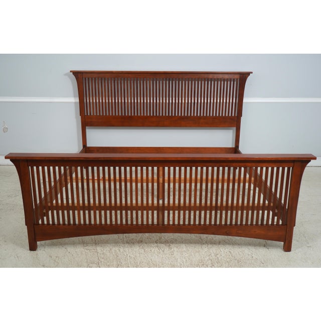 Age: c2002 Details: #11 Finish Arts & Crafts Style Spindle Prairie Bed High Quality Construction Offered @ Fraction of...