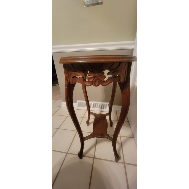Brown 1940's French Louis XV Style Accent Tables With Floral Marquetry Inlay Top - A Pair For Sale - Image 8 of 16