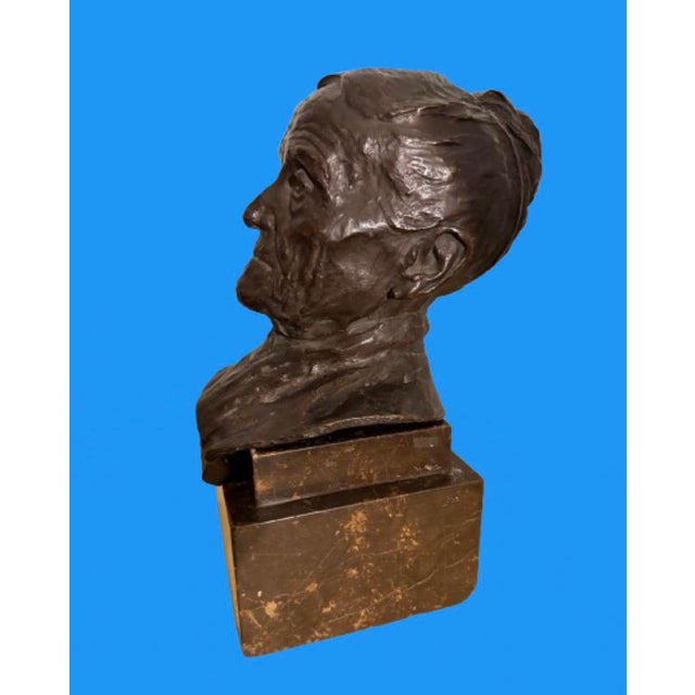 Rustic European 1900s Jose Cardona Signed Bonze Sculpture on a Marble Base of a Elderly Woman For Sale - Image 3 of 10