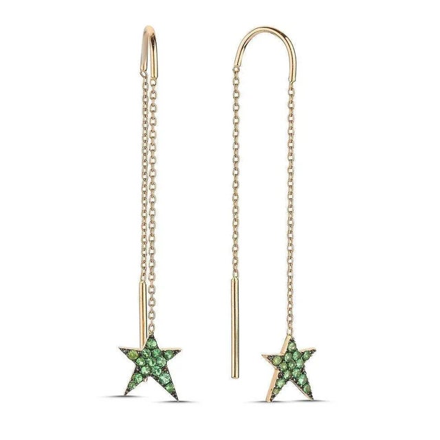 This is part of Chairish’s Fine Jewelry assortment. Swing from the stars with our 14K gold and emerald Swinging Threader...