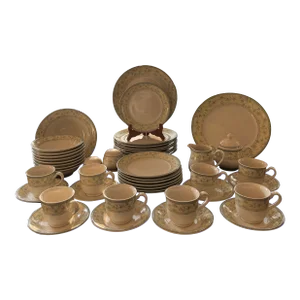 Noritake Chardonnay 47-Piece Dinnerware Set