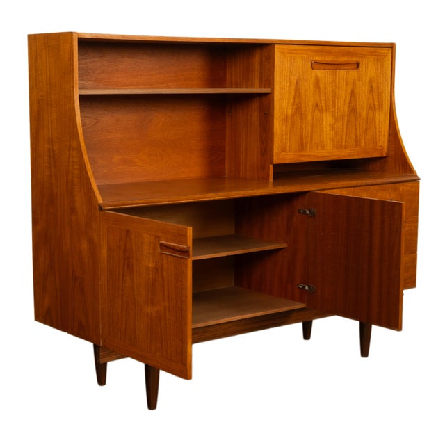 Brown Mid Century Modern Danish Style Teak Credenza Bar Sideboard Buffet G Plan 1960s For Sale - Image 8 of 12