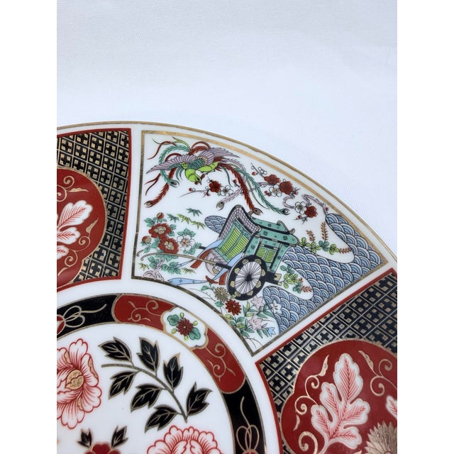 Mid 20th Century Japanese Imari Porcelain Fan-Shaped Dish in Red and White For Sale - Image 9 of 10