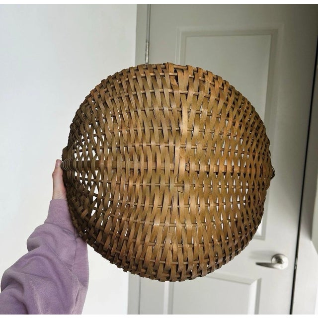 Antique Hand Woven Buttock Egg Basket Rustic Primitive Medium Size Decor Brown For Sale - Image 4 of 7