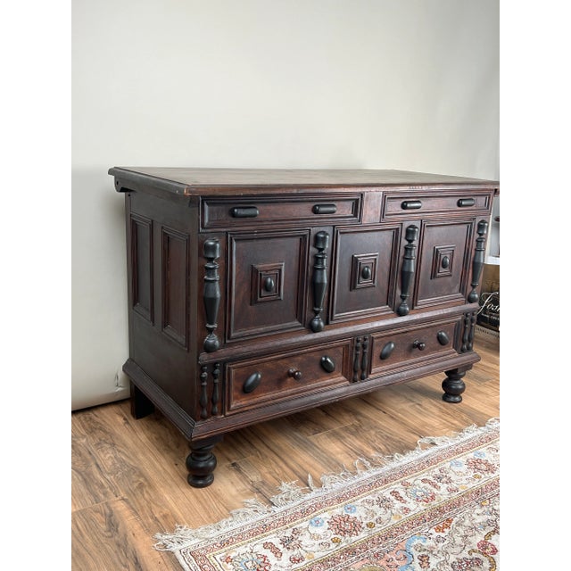 Vintage Wallace Nutting Walnut Lift Top Pilgrim Style Chest, Catalogue #909 C. 1940 For Sale - Image 4 of 11