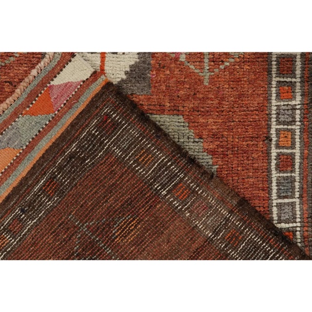 1950s Vintage Tribal Runner in Rust, Orange and Gray Pictorials, Geometric For Sale In New York - Image 6 of 6
