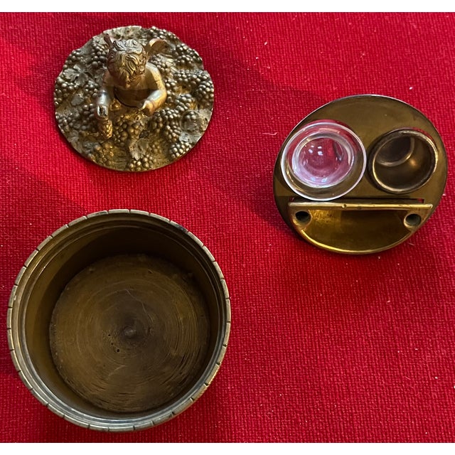 Antique Early 19th Century French Empire Bronze Inkwell in the Form of a Putto Making Wine in a Barrel of Grapes For Sale - Image 9 of 9