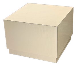 Example of Milo Baughman Side Tables