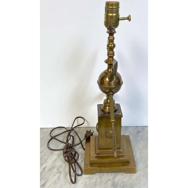 1950s French Modern Patinated Brass Arrow Motif Lamp in the Style of Adnet For Sale - Image 10 of 13