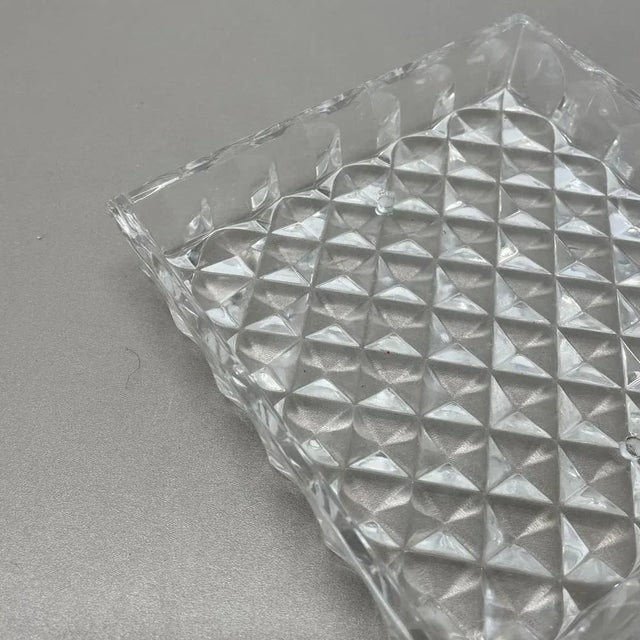 Small Cubic Textured Glass Wall Light in style of Orrefors, 1970s For Sale - Image 16 of 18