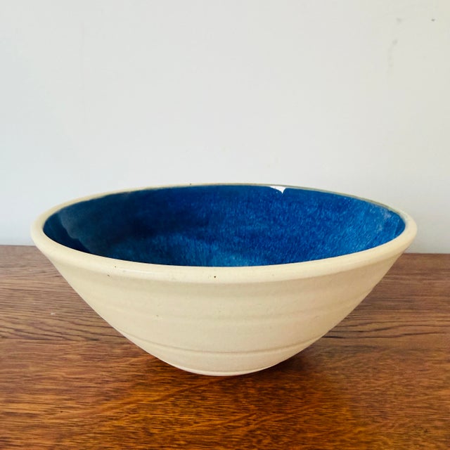 Studio pottery bowl by Zoi Altman. Excellent condition. Diameter: 7.25" Height: 3" Signed.