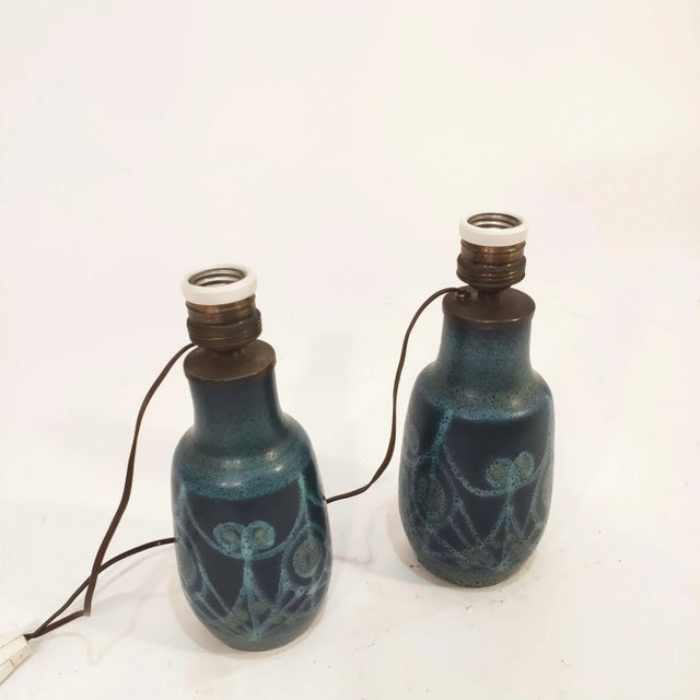 Pair of Spanish table or table lamps from the early 1960s. Its origin is Catalan, from the renowned Serra family ceramics...