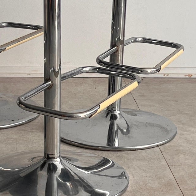 1970s Space Age Bar Stools, Italy, 1970s, Set of 4 For Sale - Image 5 of 12