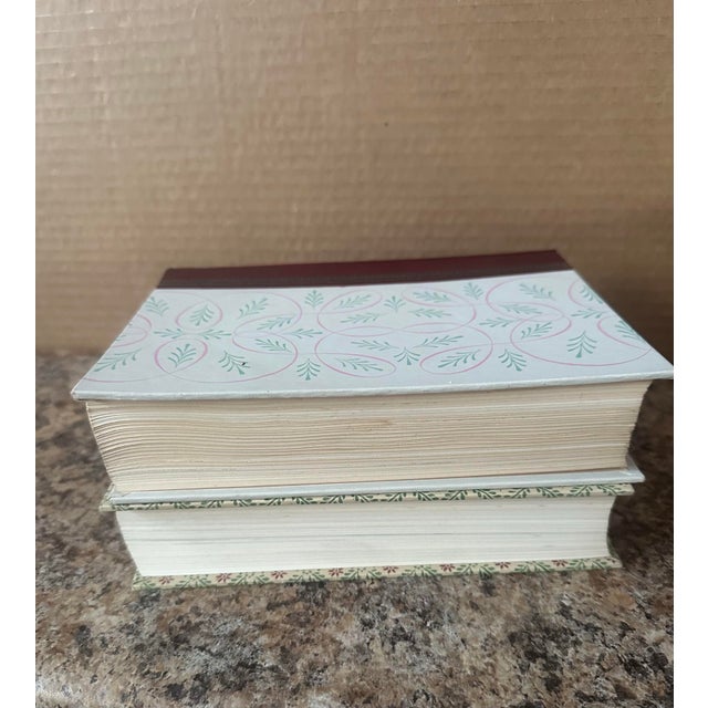 Mid-Century Modern Vintage Reader’s Digest Condensed Books – Red & Green Decorative Library Set For Sale - Image 3 of 6