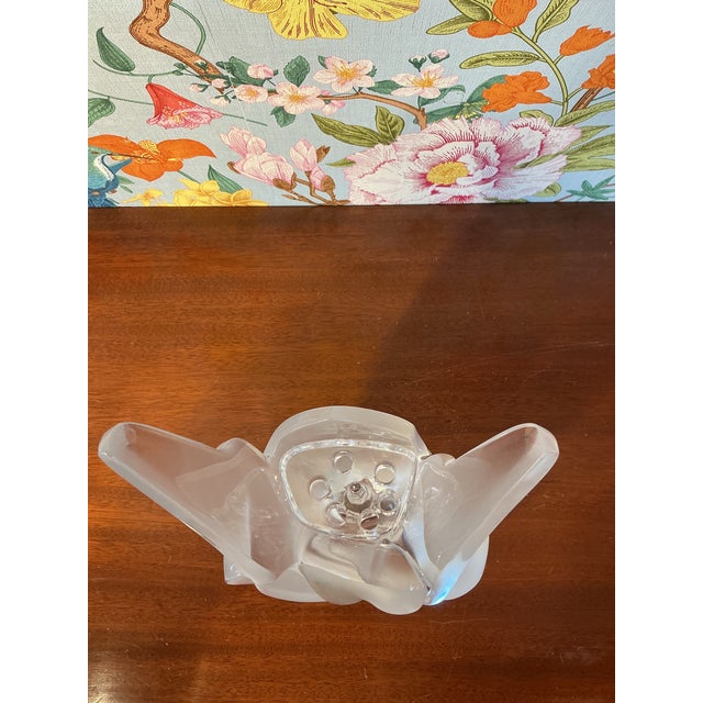 Lalique Late 20th Century Lalique Dove Vase For Sale - Image 4 of 6