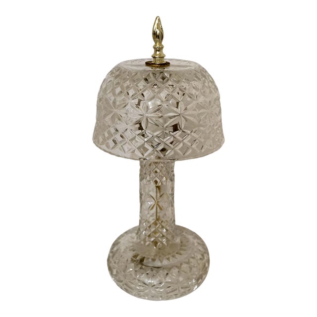 1940s Art Deco American Mushroom Form Pressed Crystal Leaded Table Lamp For Sale