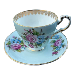1940s Paragon Lt Green Teacup With Roses and Gold Trim