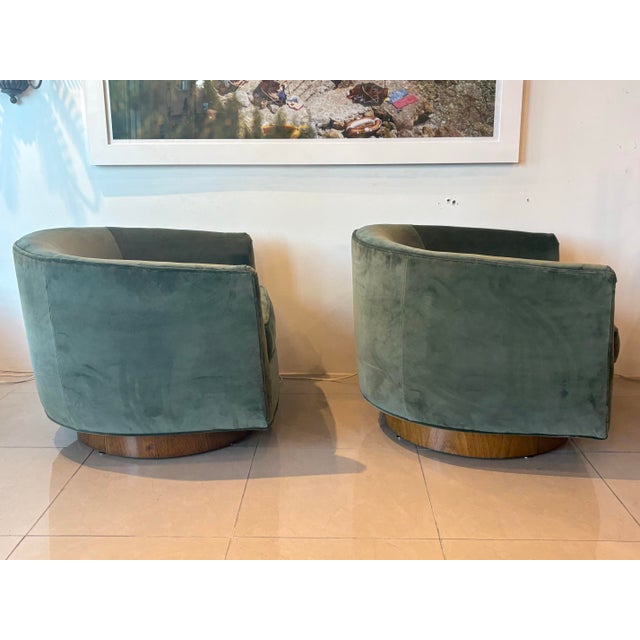 Vintage Pair Milo Baughman for Thayer Coggin Walnut & Green Velvet Swivel Chairs For Sale - Image 11 of 12