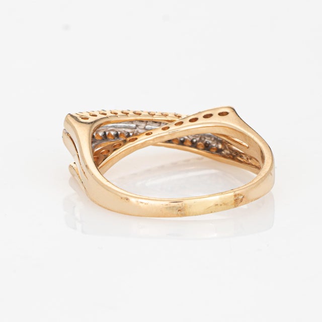 1990s 90s Vintage Diamond Crossover Ring Sz 9 14k Yellow Gold Double Row Bypass Band For Sale - Image 5 of 7