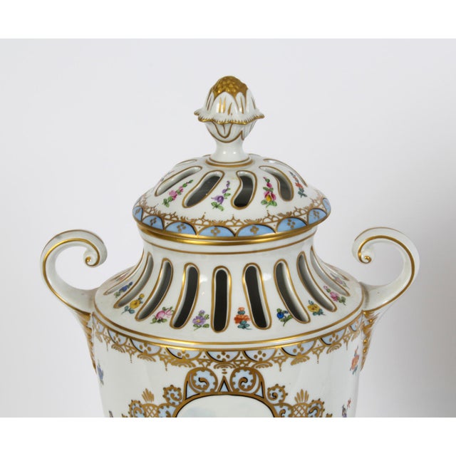 20th Century Dresden Porcelain Pot Pourri Lidded Vases, 1920s, Set of 2 For Sale - Image 4 of 18