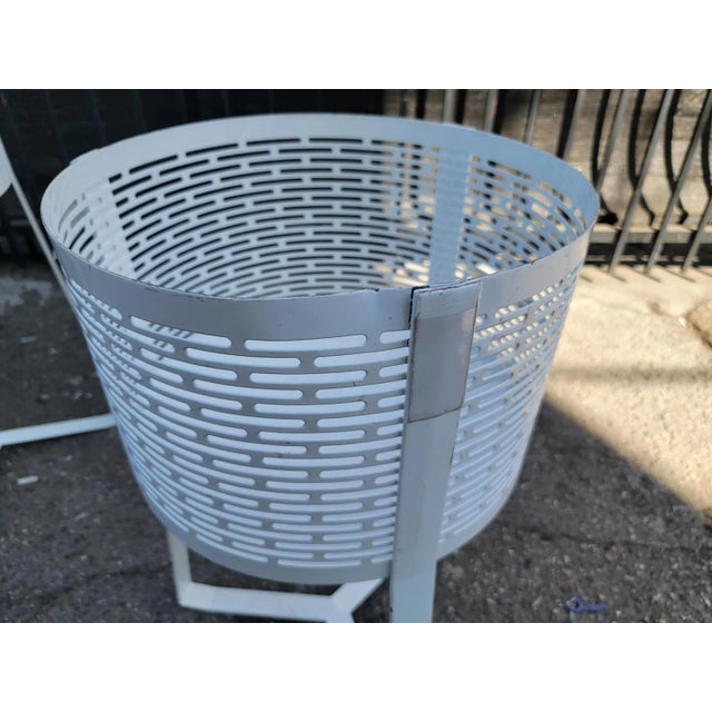 1970s Mid Century Modern White Metal Baskets - Set of 3 For Sale - Image 17 of 18
