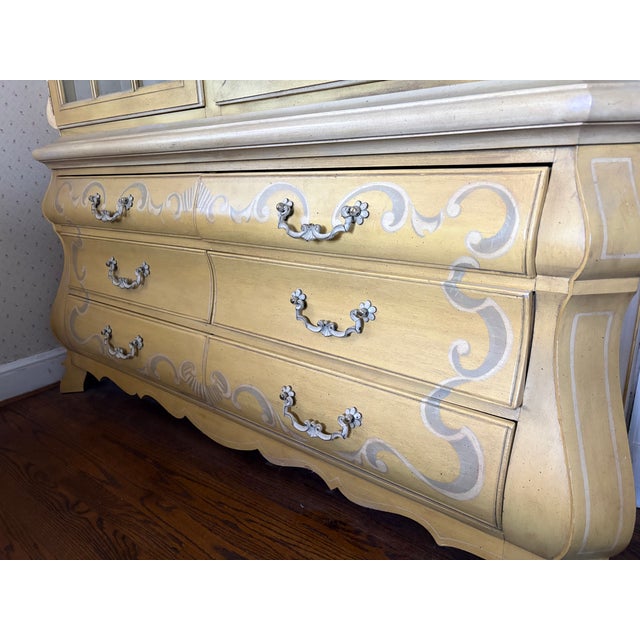 Vintage Drexel French Provincial China Cabinet For Sale In Washington DC - Image 6 of 6