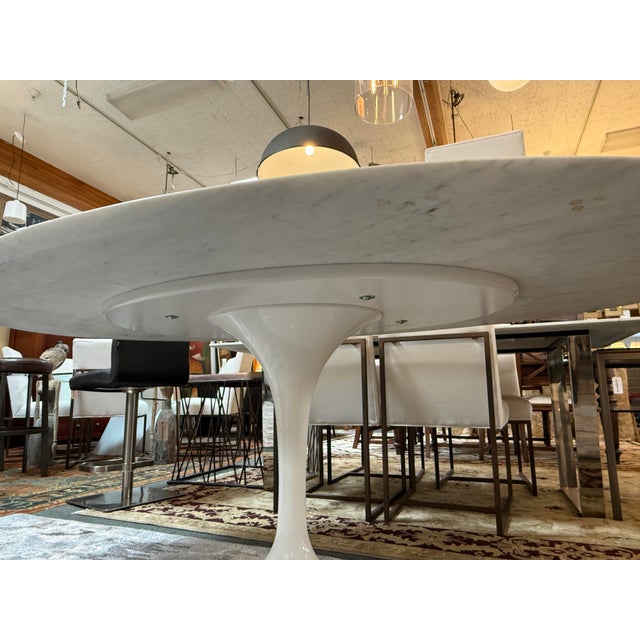 2010s Knoll Saarinen Dining Table, Carrera Marble For Sale - Image 5 of 12