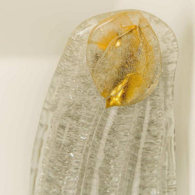 Murano Glass Wall Sconce in the style of Barovier & Toso, Italy, 1970s For Sale - Image 3 of 15