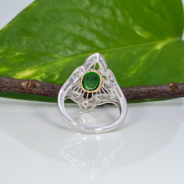 Green 1.9Ct Tsavorite Garnet Ring With Natural Diamond Accents: Solid 14k Gold, 9x7mm, Size 6.75 For Sale - Image 8 of 9